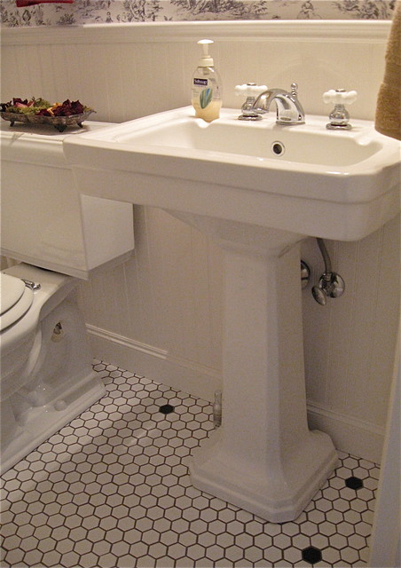 Retro Pedestal Sink Everything You Need To Know About Pedestal Bathroom Sinks 4537