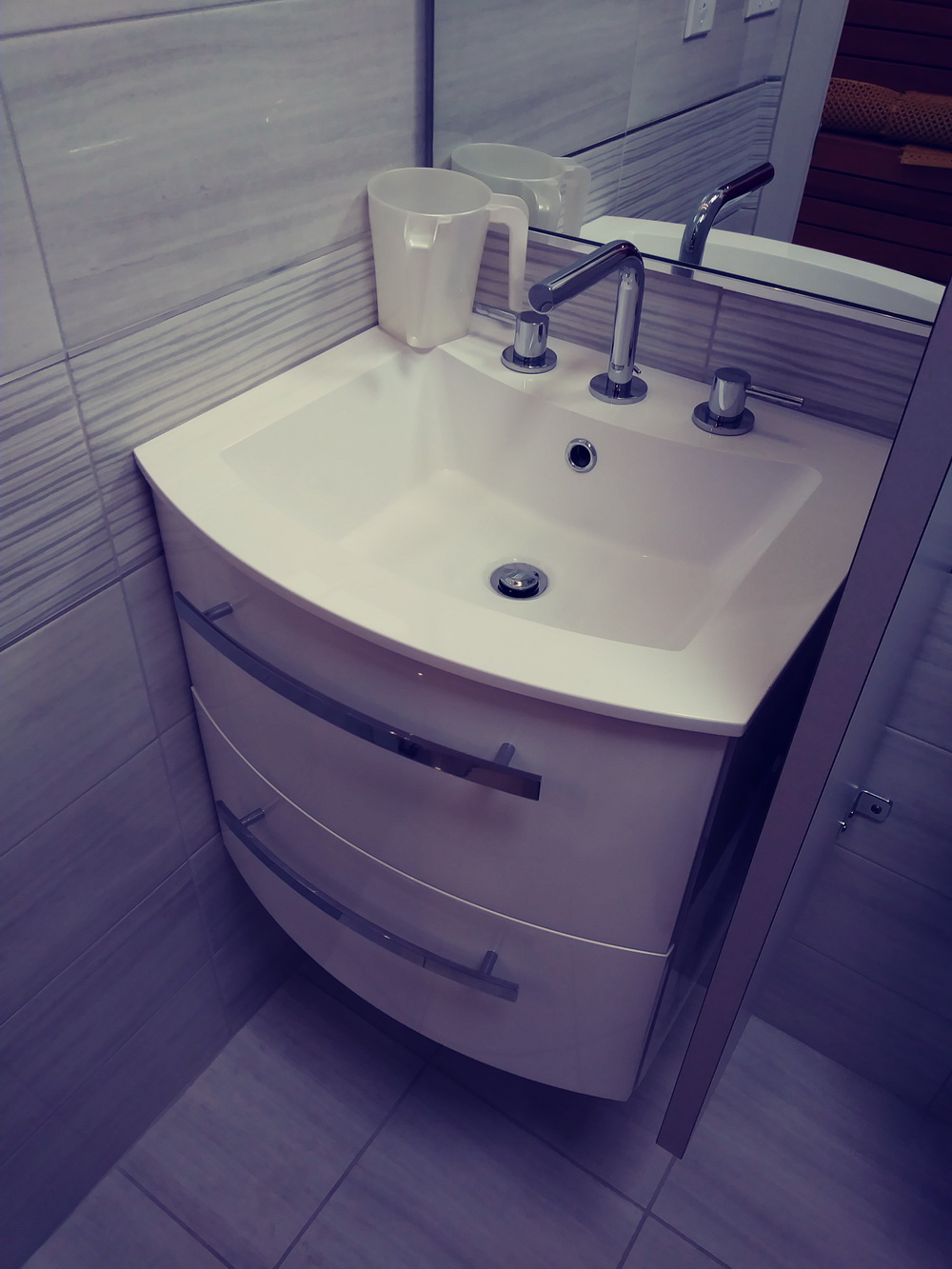 Affordable Bathroom Vanity with Sink