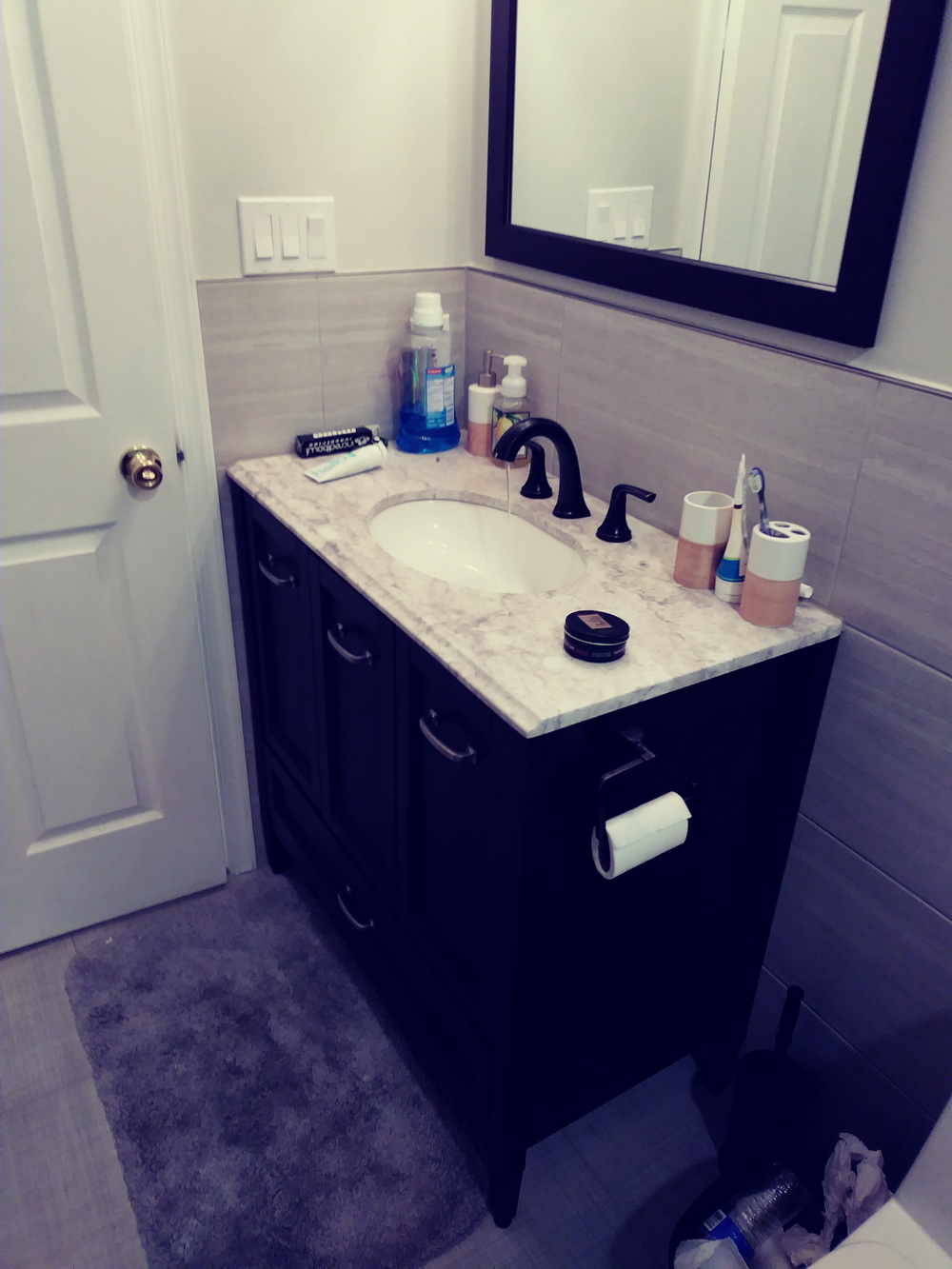 Wash Basin with Cabinet