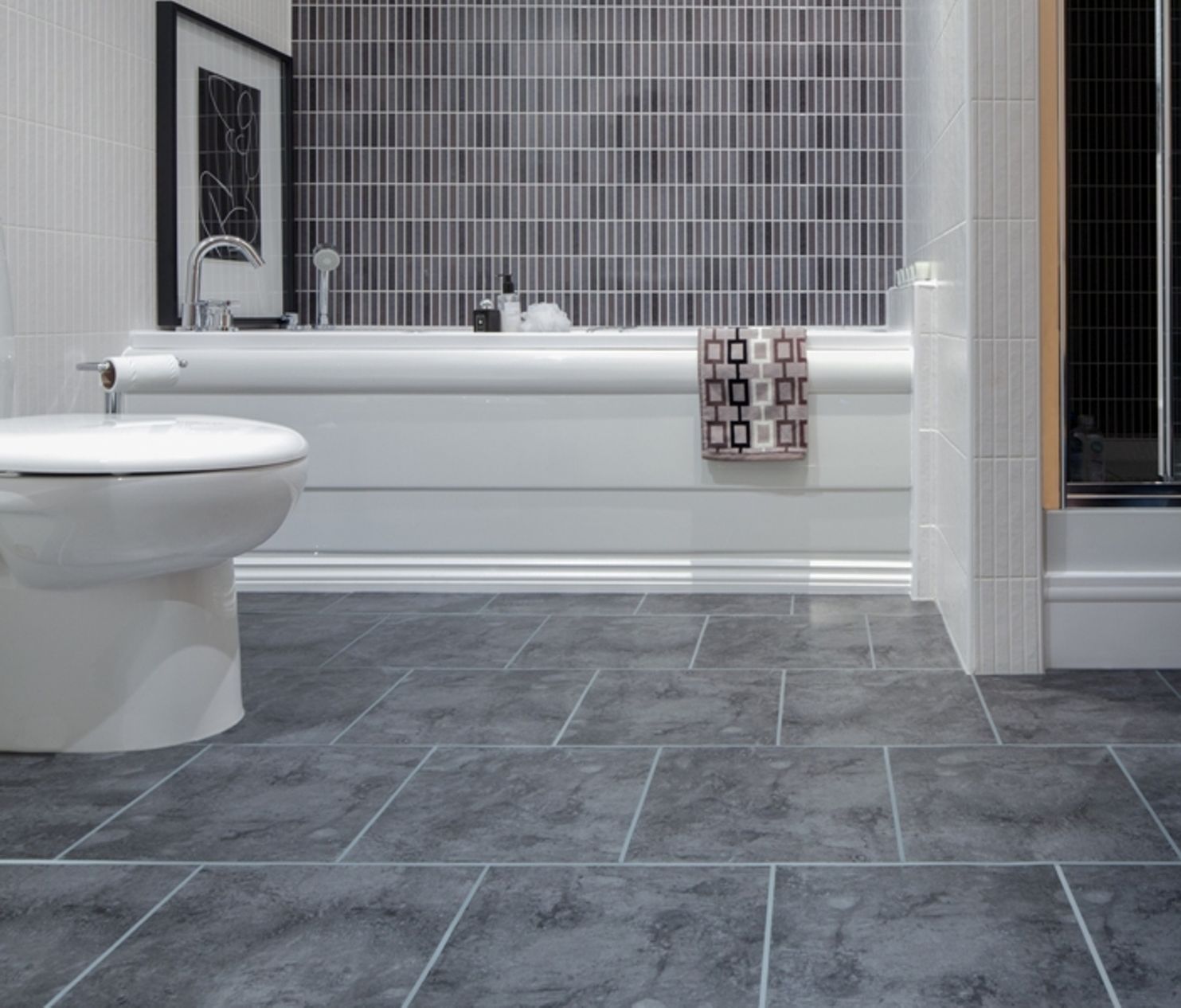 Top 3 Grey Bathroom Tile Ideas - DecorIdeasBathroom.com