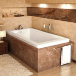 Soaker Tub with Center Drain