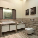 Artisanal Affluence: Classy Bath Wall Decor